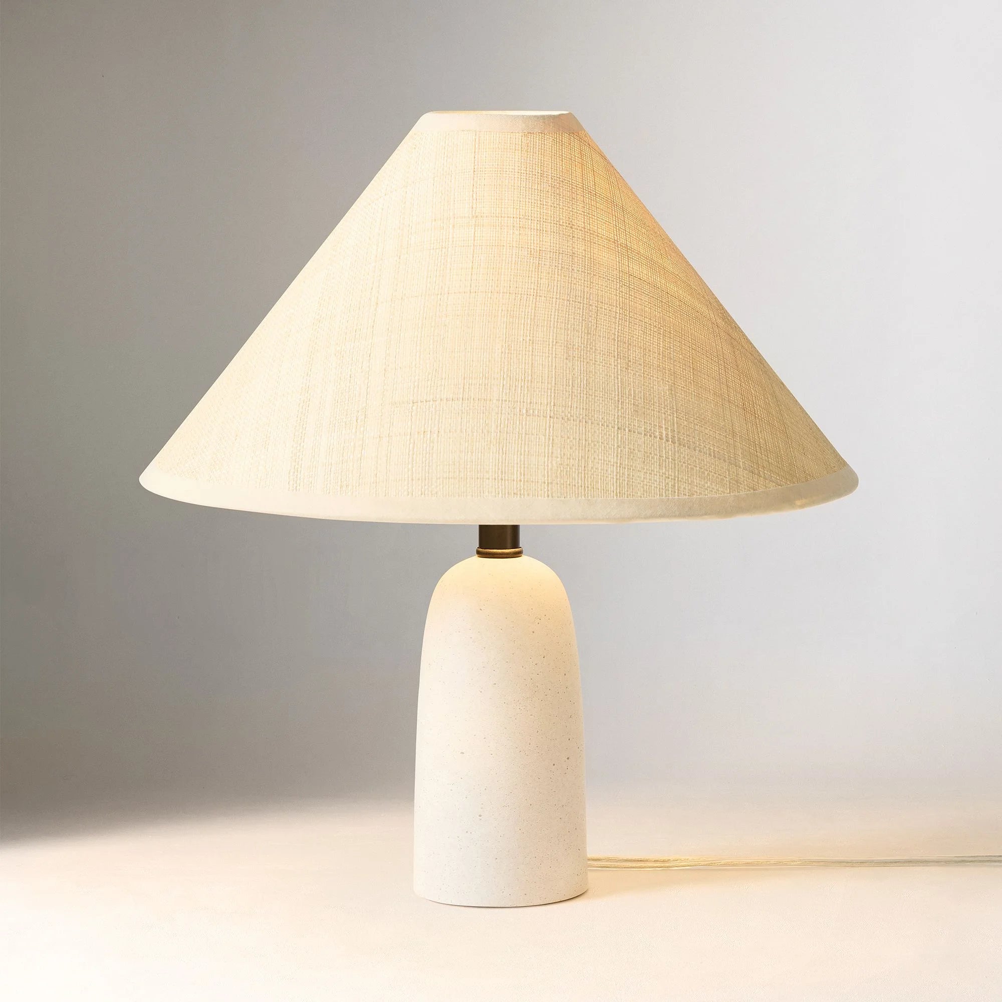 Daria Wabi-Sabi Ceramic Base Table Light (2).webp__PID:a2316814-fb52-4e69-bf76-a9c6d683b38e
