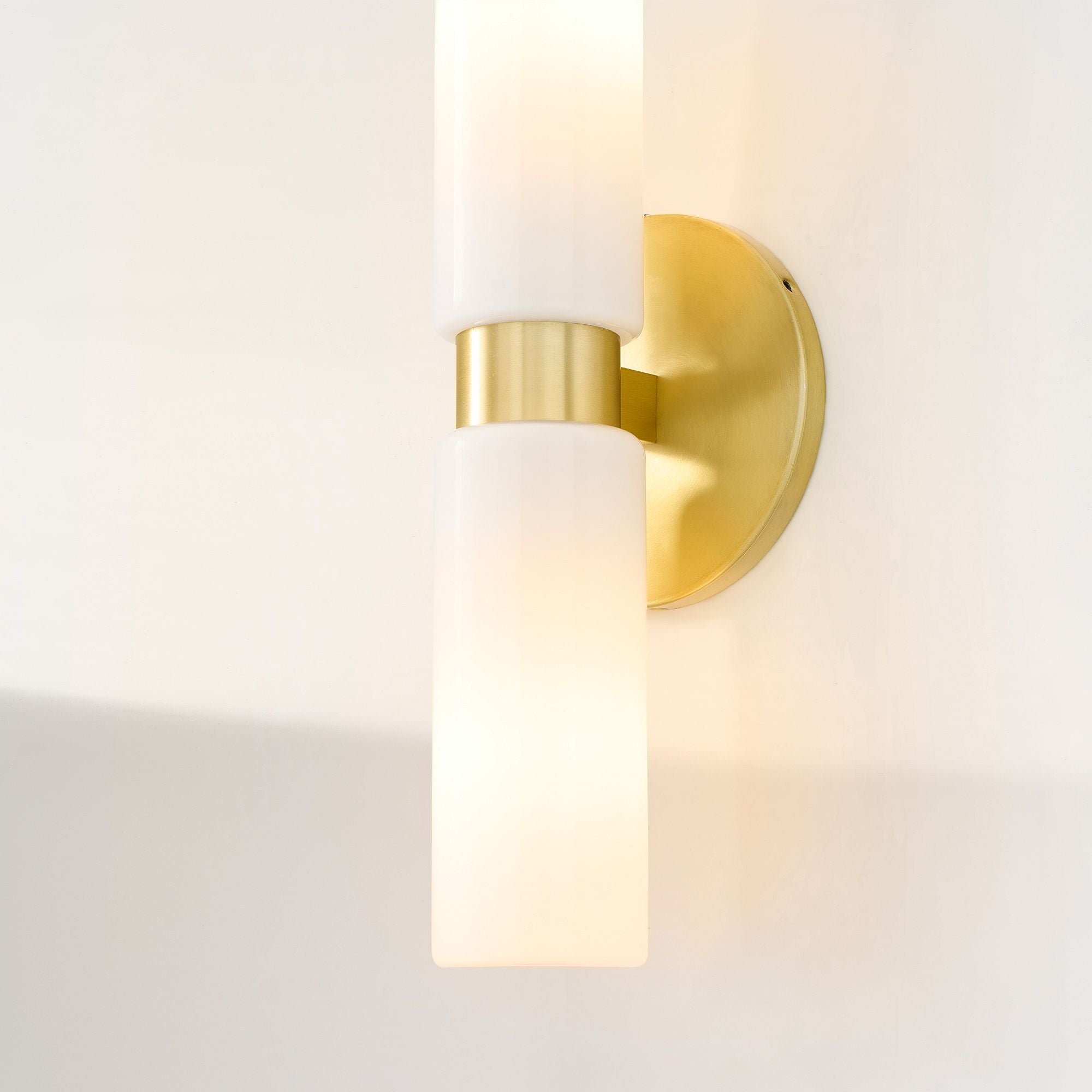 Doran Moderne elegante Alabaster-Röhrenleuchte (1).webp__PID:46c9b6f6-6ecc-4d1e-99ac-d9401ba1f25a