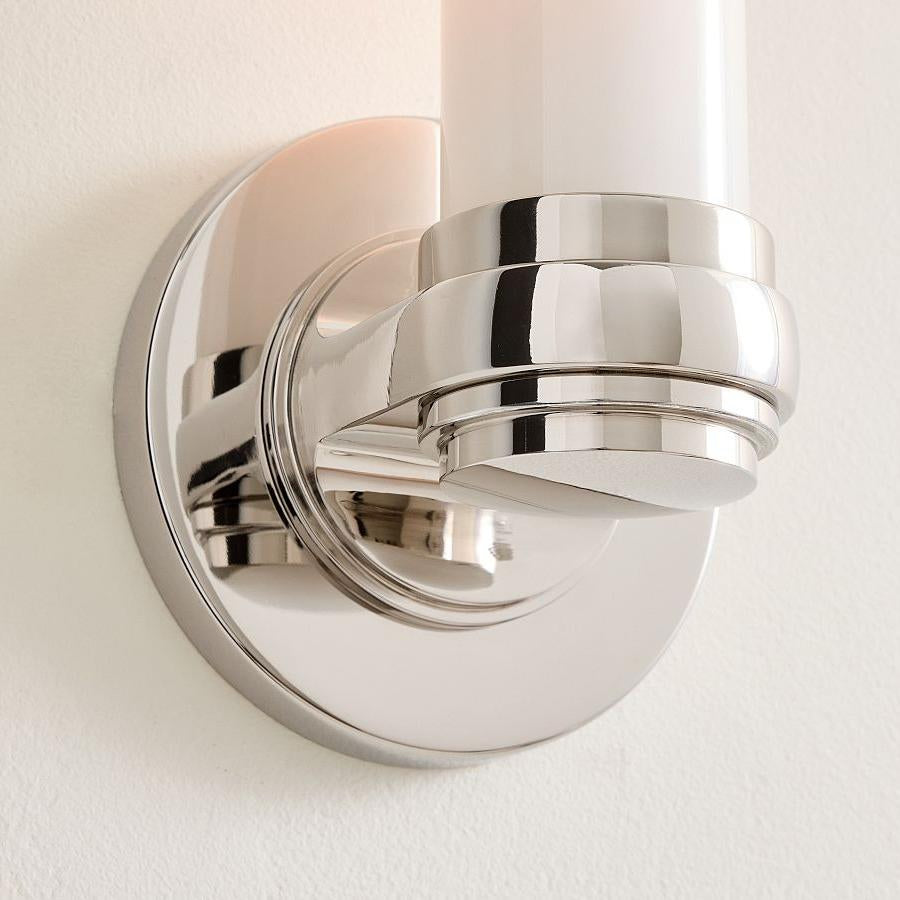 Applique da parete moderna in vetro opalino Liora detail3.webp__PID:14f43910-c600-4161-9803-e2d1db504028