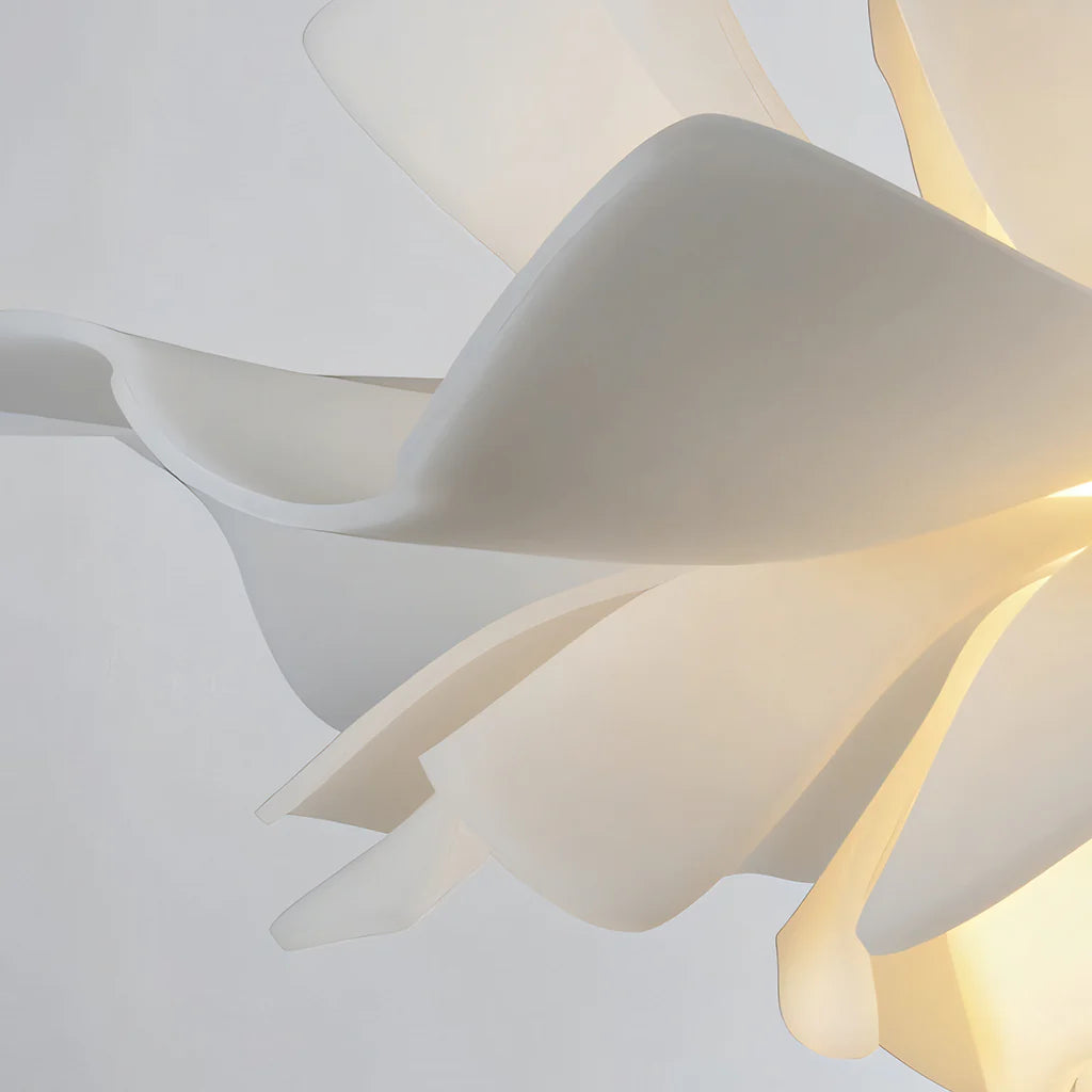 Lampada a sospensione moderna e minimalista a forma di fiore di loto bianco Elijah.webp__PID:9c92300c-47f7-4b68-a0be-f03891909557