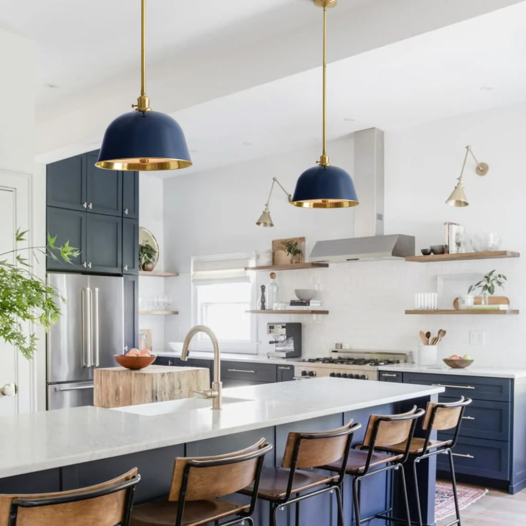 Moderne Pendelleuchte mit Metalldiffusor und Glockenmast (9).webp__PID:a9b51e6c-3f24-41ca-aab1-793d12553a95