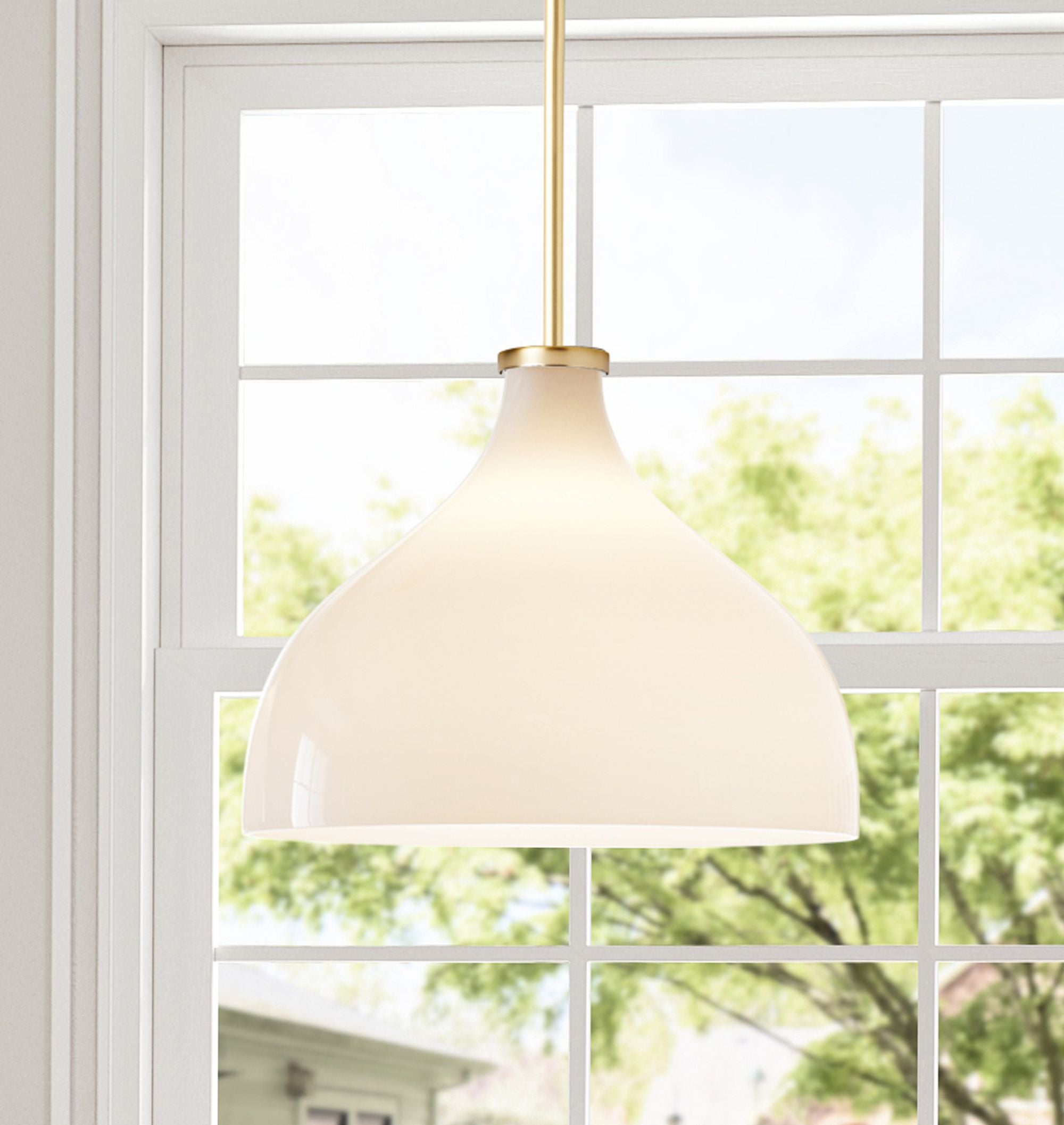 Moderne Pendelleuchte aus Milchglas (4).webp__PID:ef55ed22-8414-4f5a-9045-a8bff51c627c