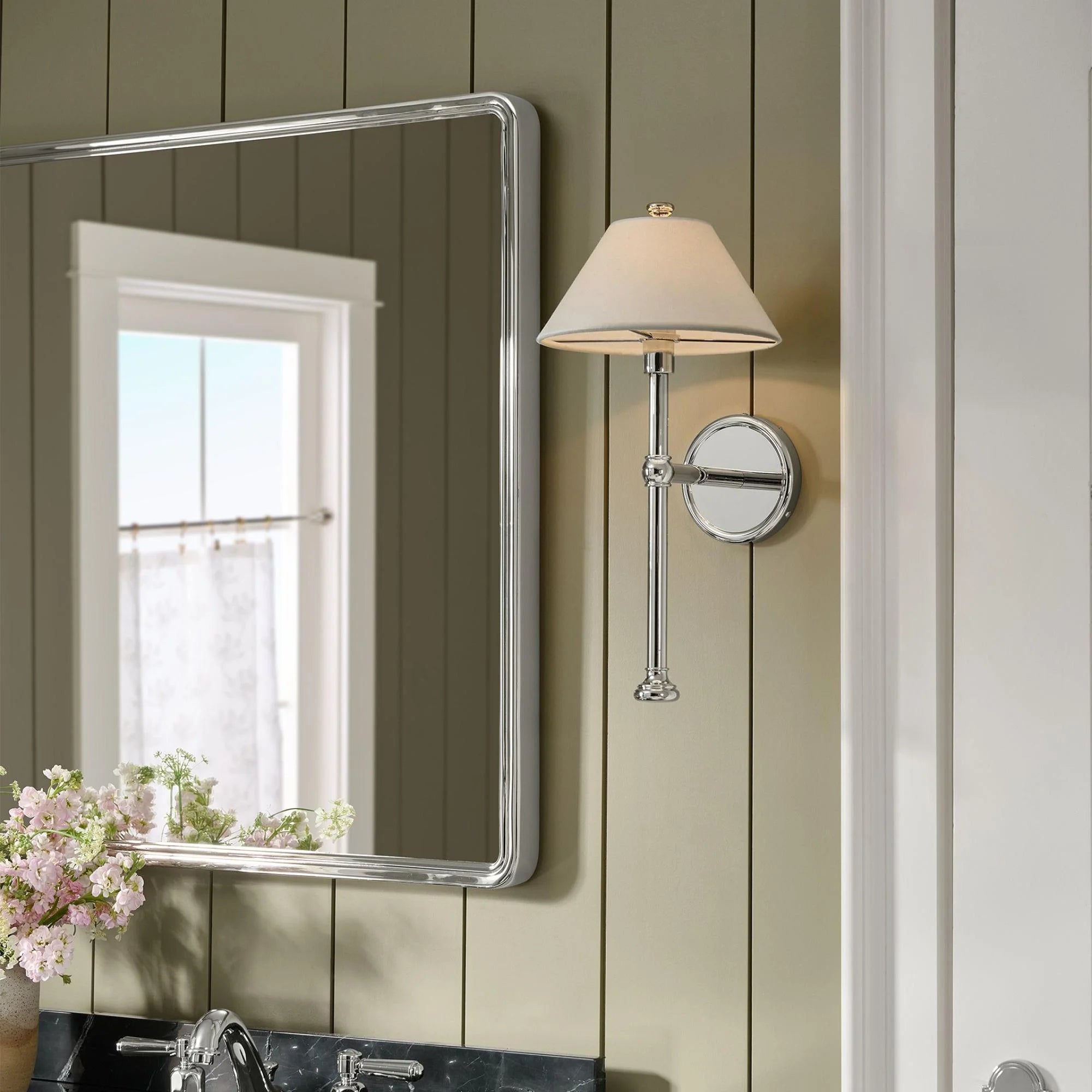 Nerida Industrial Linen Shade Wall Sconce (9).webp__PID:3e1db764-1475-489c-aaba-e95924421de4