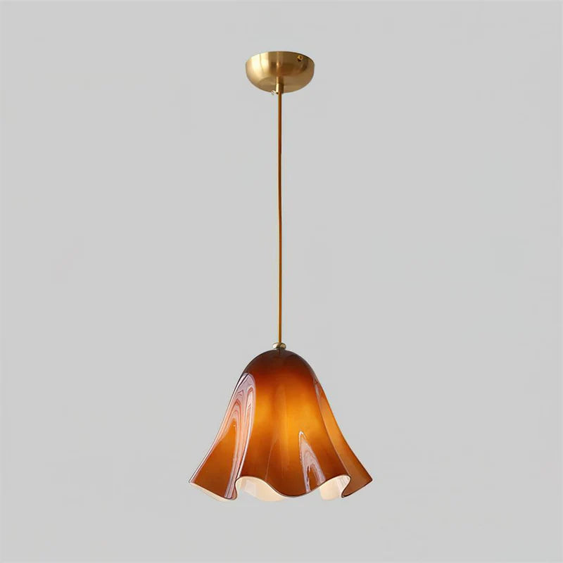 Lámpara colgante Juno de mediados de siglo con diseño de concha de cristal (13).webp__PID:5e88df0f-a738-48af-8a90-5bad5c9edd5b