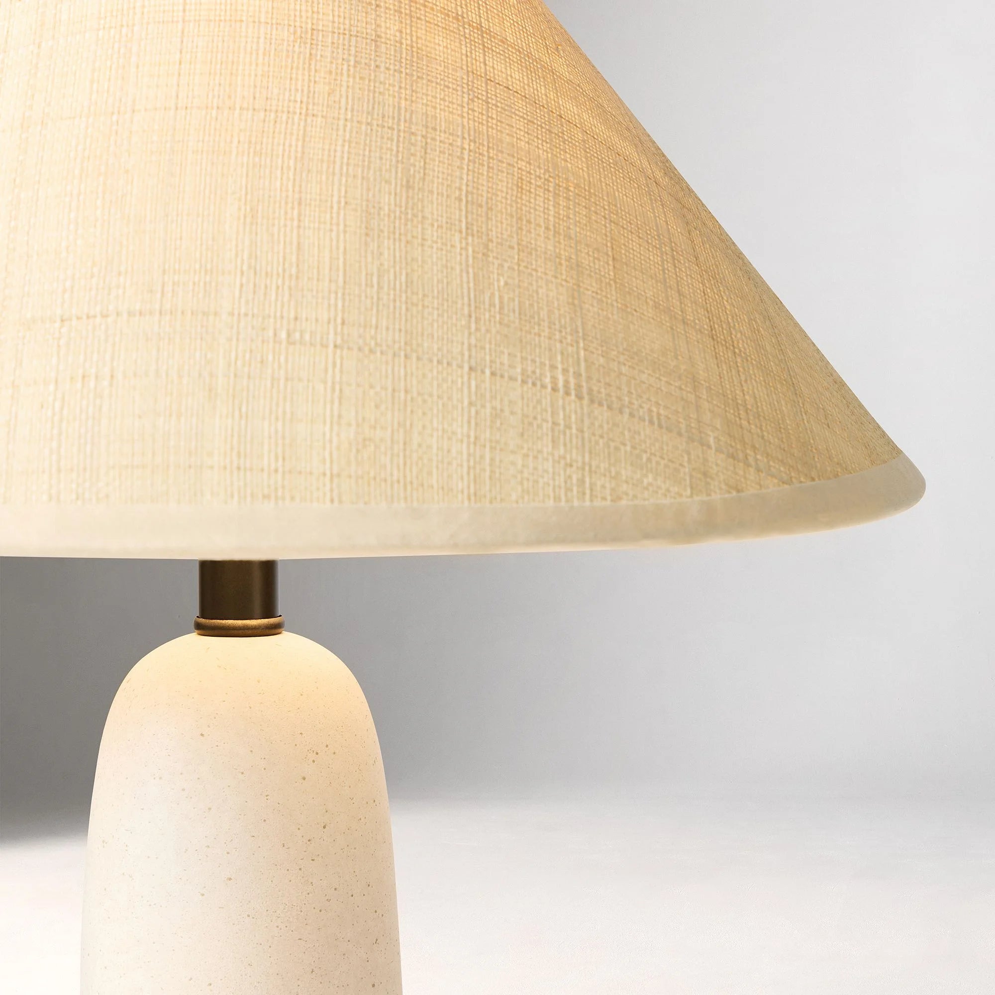 Daria Wabi-Sabi Ceramic Base Table Light (16).webp__PID:b38e7910-4fb2-4ebe-b5cf-73a1a5841698
