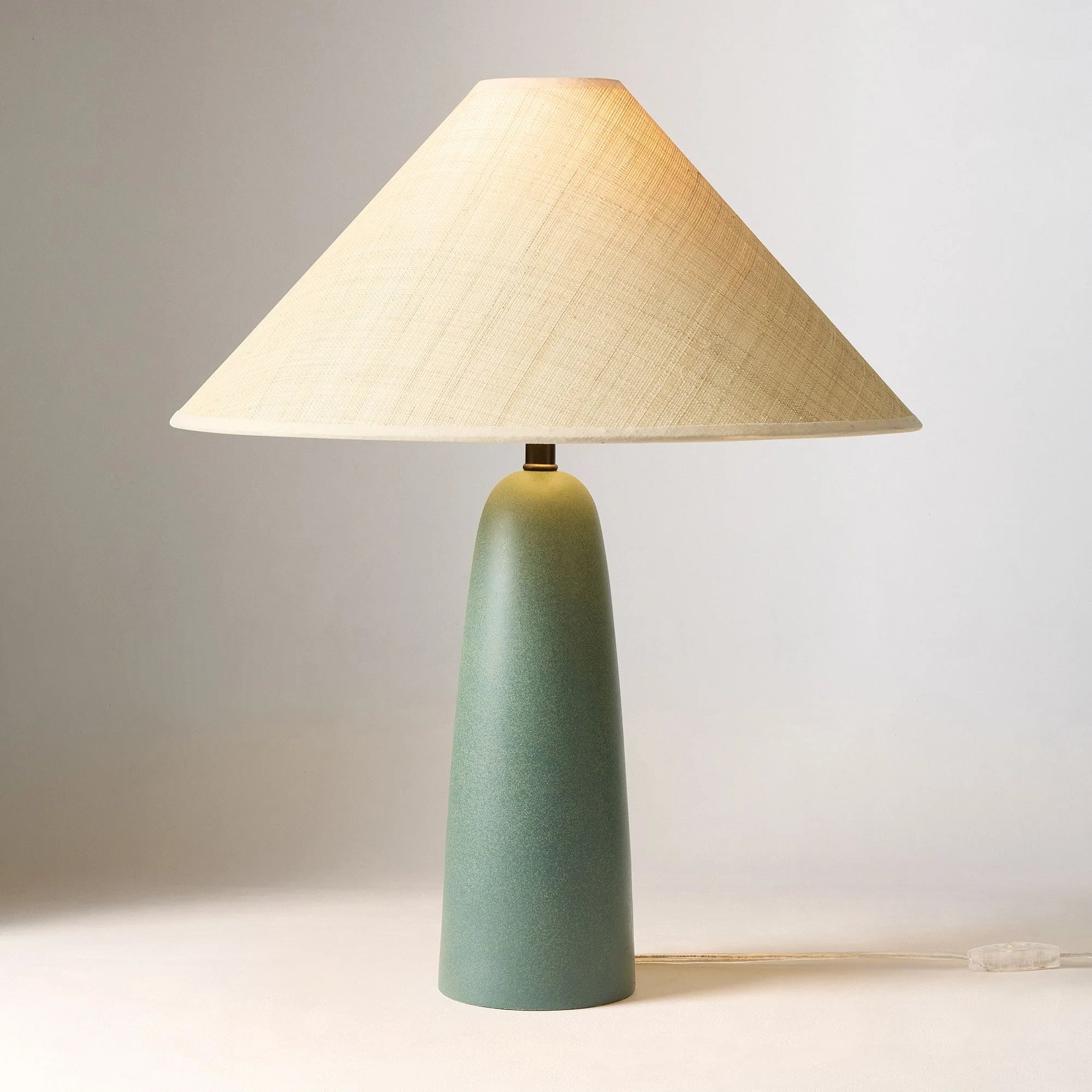 Daria Wabi-Sabi Ceramic Base Table Light (8).webp__PID:ce69ff76-a9c6-4683-b38e-79104fb22ebe