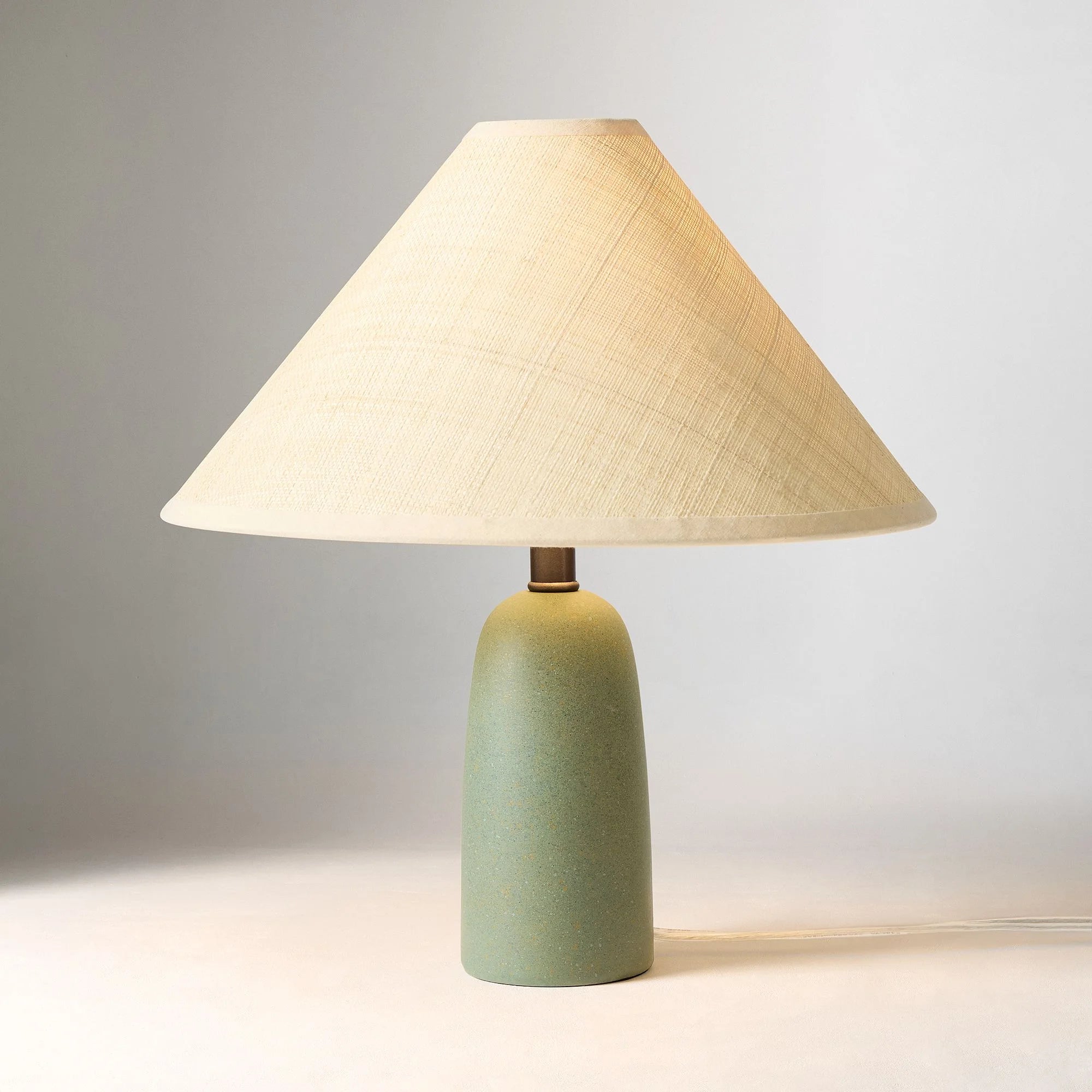 Daria Wabi-Sabi Ceramic Base Table Light (18).webp__PID:79104fb2-2ebe-45cf-b3a1-a5841698a2a3
