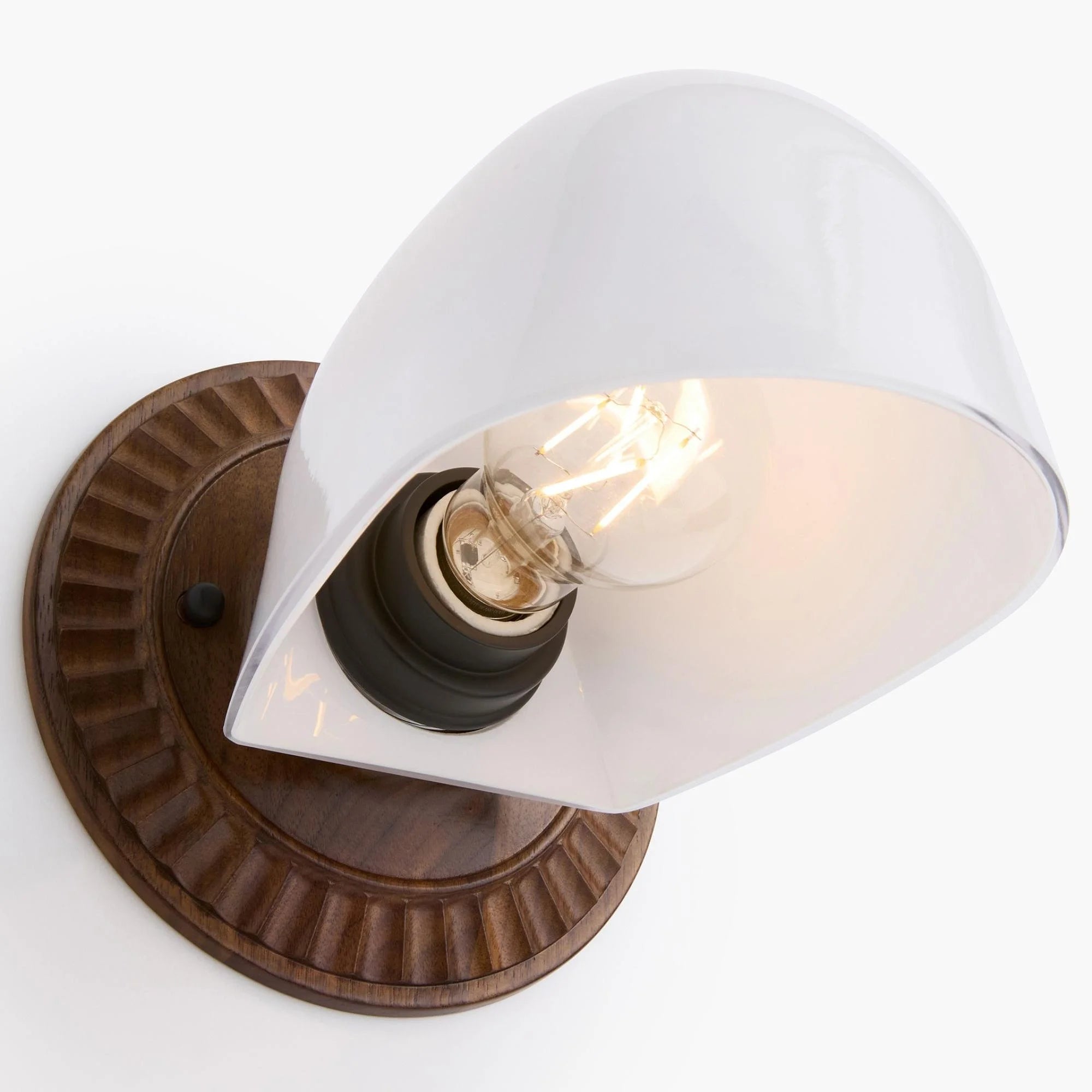 Thais Mid-Century Modern Art Deco Glas-Wandleuchte (3).webp__PID:7bf51246-2b99-4e63-977f-72889820a3f1
