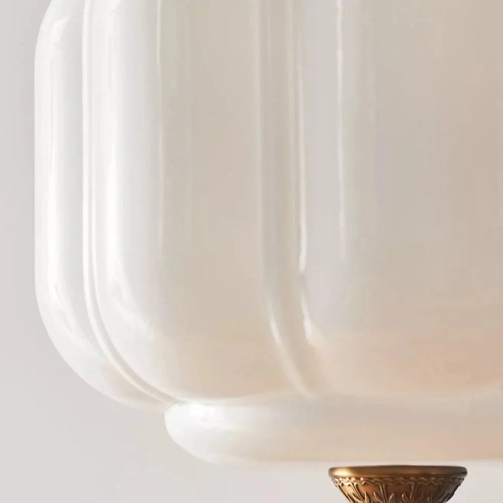Máni-Vintage-Cream-Glass-Eloise-Pendant-Light (9).webp__PID:815e1732-183b-433b-b34b-65d1033cc1f4