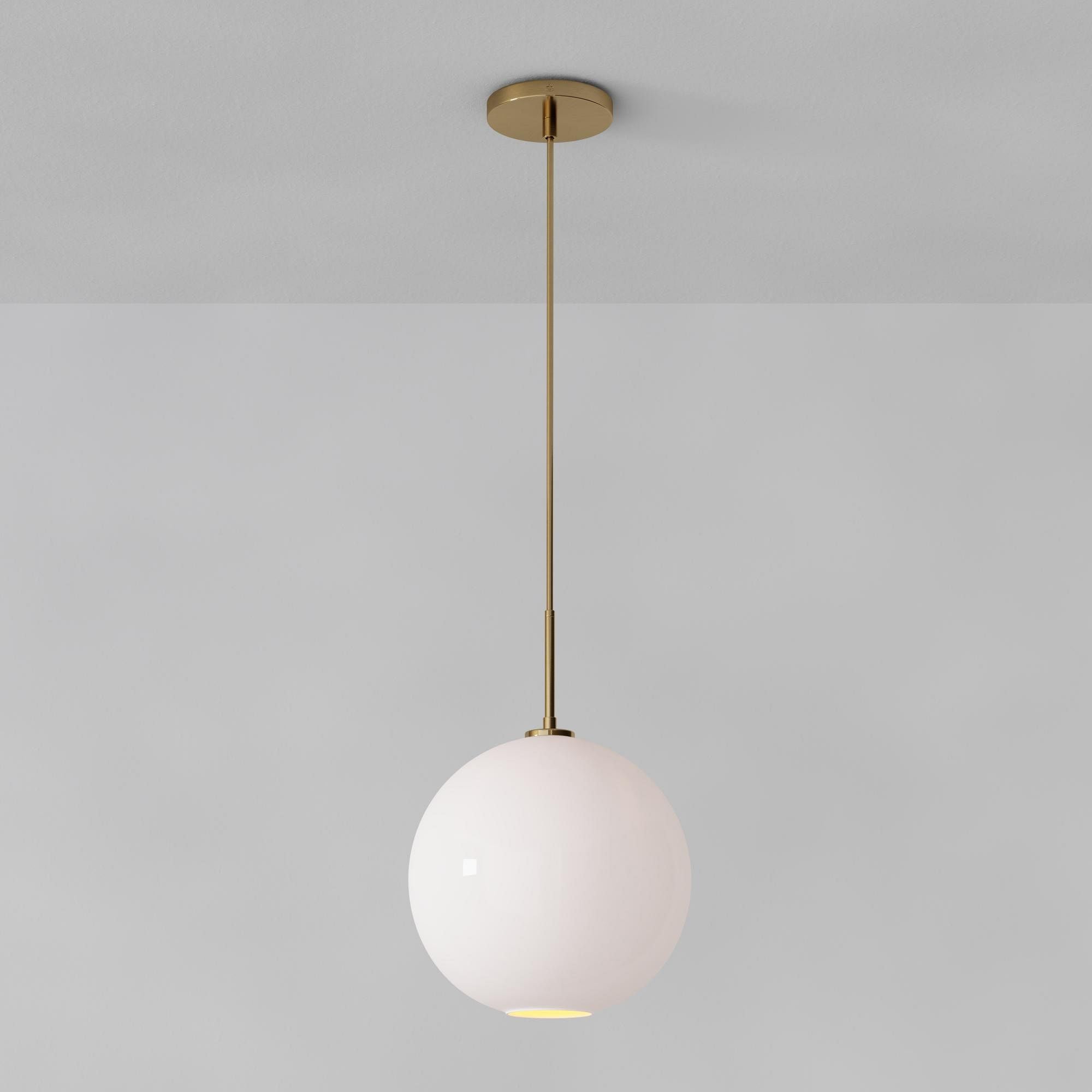 Lampada a sospensione a globo in vetro scultoreo Milk Mireille da 13 pollici.webp__PID:304f56c0-1345-4903-8419-b548ded9d76c