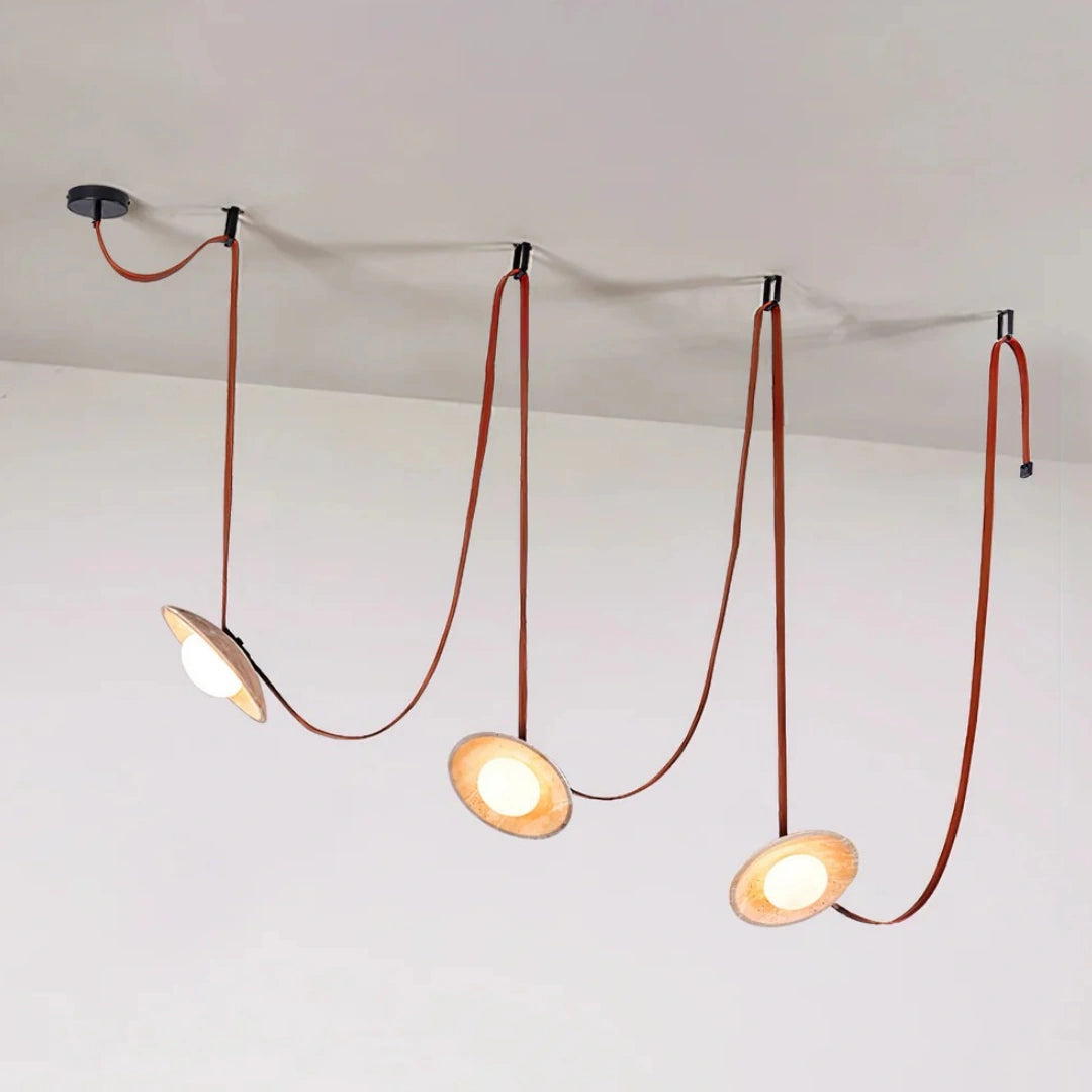 Lampadario moderno in travertino Judith Ceylon Belt40.webp__PID:eb0573b0-a1c2-47f8-ae21-ab9e7fef8e03