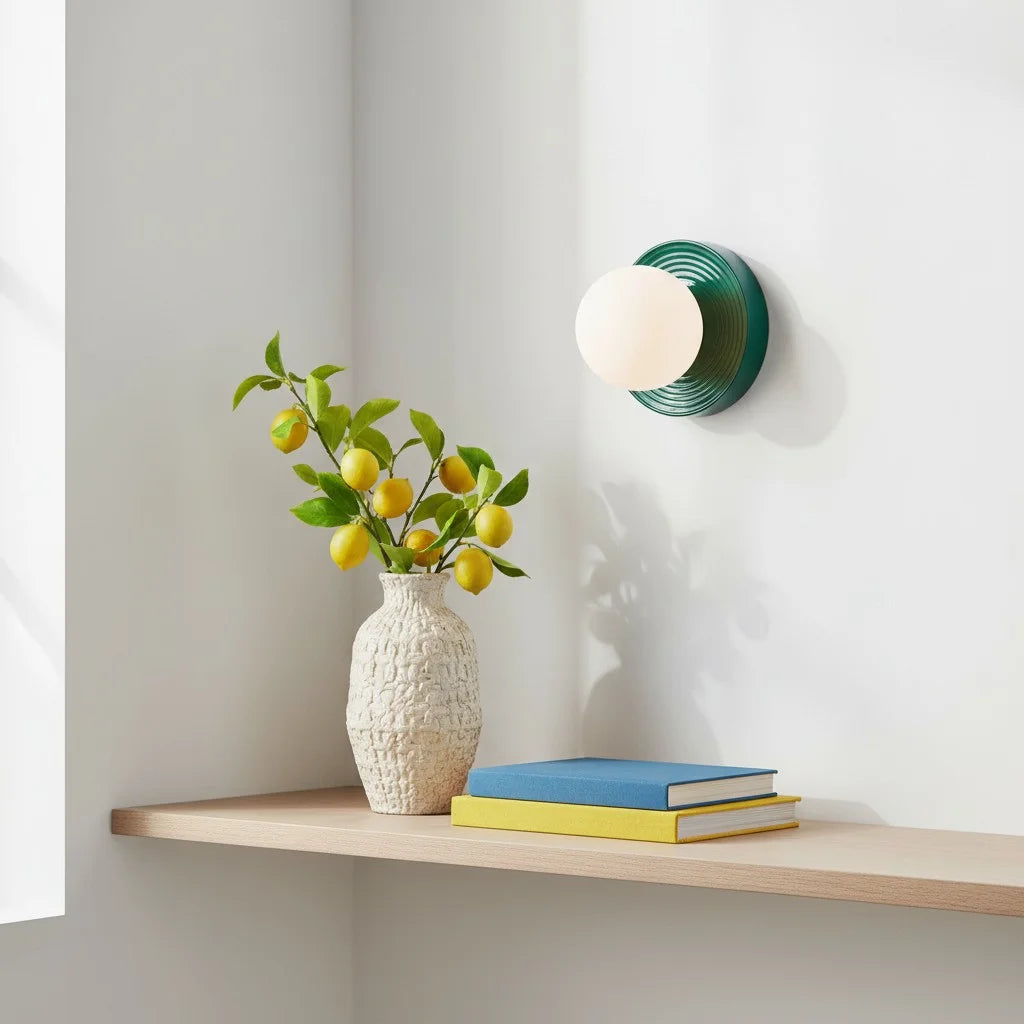 Lámpara de pared nórdica Solveig de vitrocerámica blanco lechoso (18).webp__PID:05d3017d-1d1b-400f-bde1-25ff989e4f91