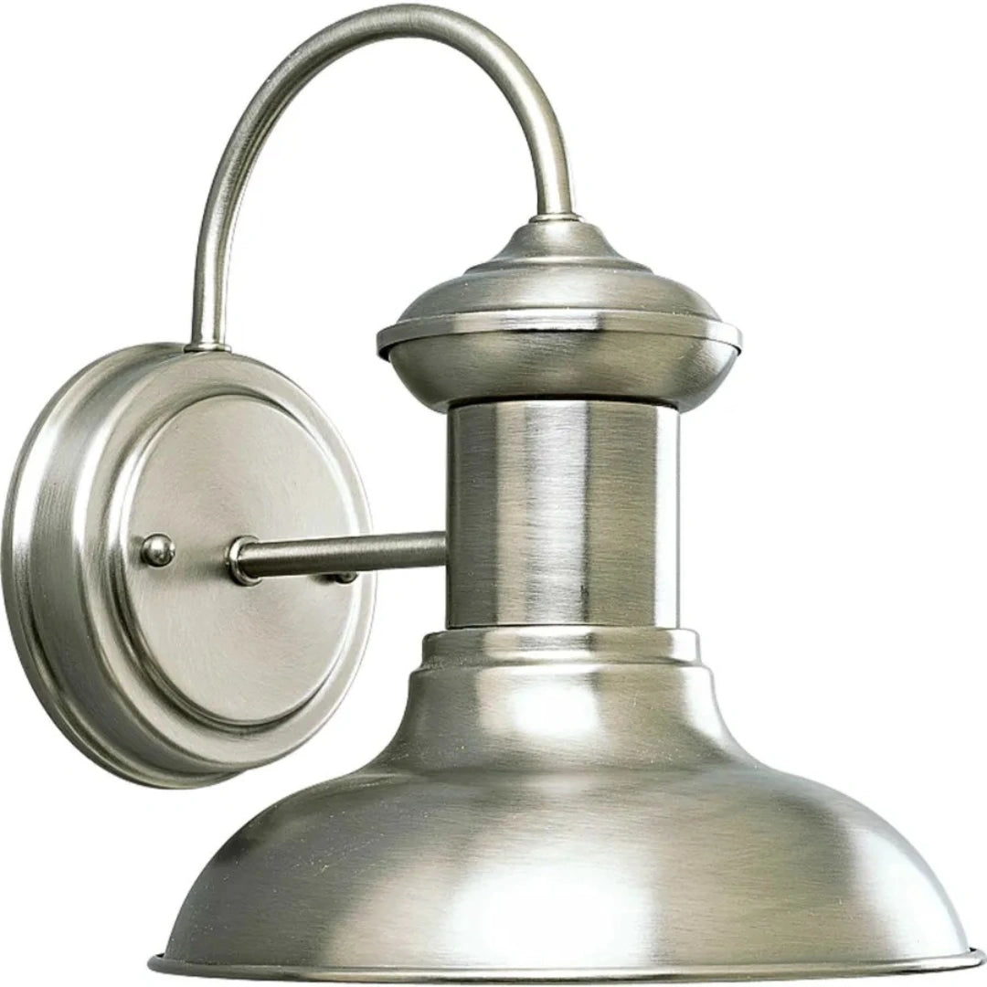 Donna Minimalistische Kuppel-Wandleuchte aus Metall, antikes Nickel.webp__PID:aee0d111-19c0-4b7f-bd3d-2f6304f08543