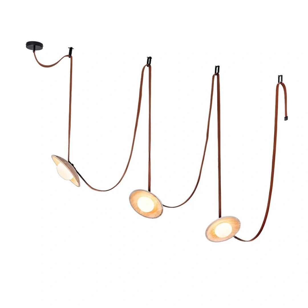 Lampadario in travertino Judith Modern Ceylon Belt43.webp__PID:ee21ab9e-7fef-4e03-a803-822d69918228