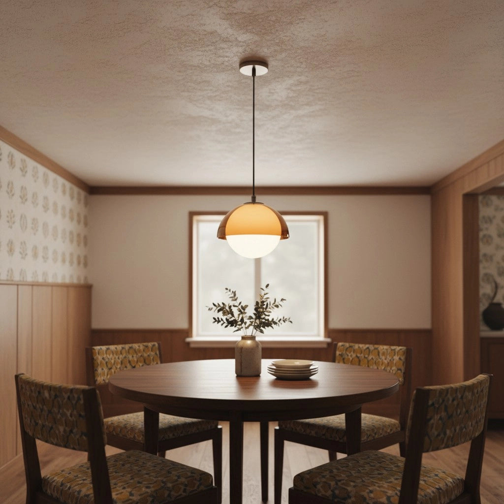 Lampada a sospensione vintage in acrilico Signe Bauhaus4.webp__PID:24fb4a46-9dab-4ef6-b20e-775689588ba2