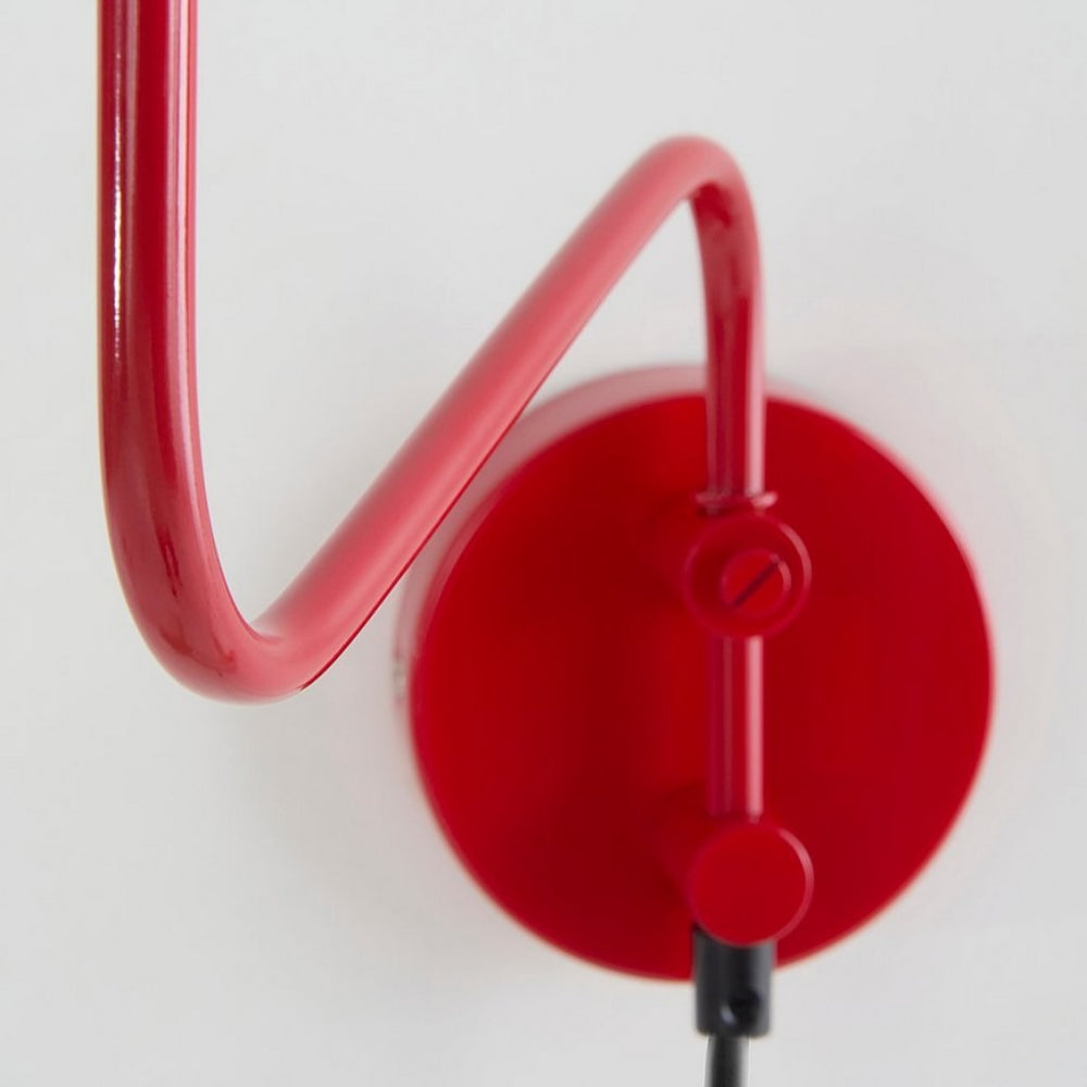 Lampada da parete minimalista con braccio oscillante Torsten5.webp__PID:64f5205f-0f29-4342-a037-e7de9336e74a