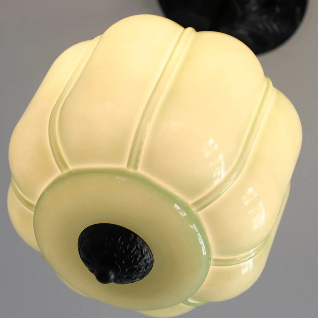 Lampa sufitowa Alana Vintage Cream Glass Dynia detal3.webp__PID:93b19b80-6715-43f5-8ab9-c69a1bb48b91