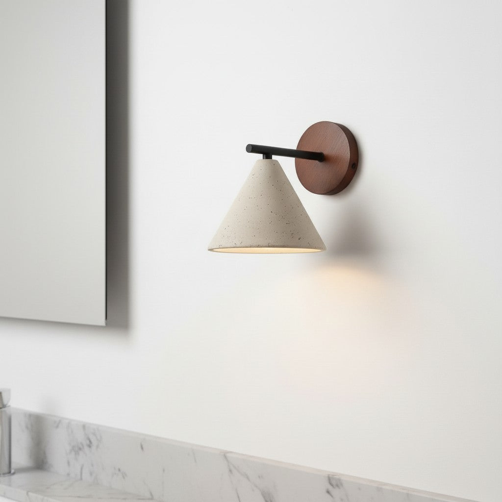 Applique murale conique minimaliste en travertin Lachlan5.webp__PID:a48846e8-b1ba-42f5-bd50-3b2fe44beee4