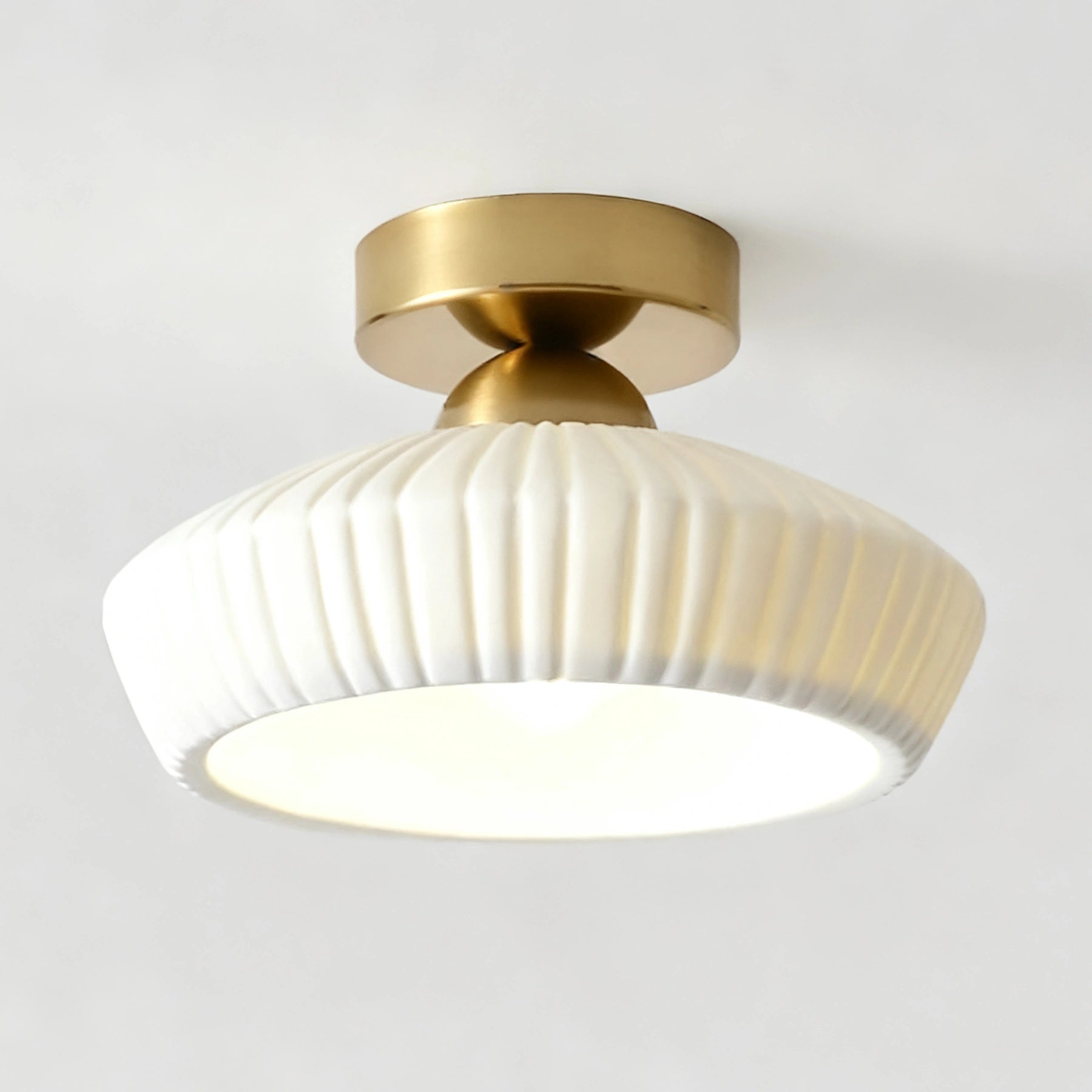 Plafoniera moderna in ceramica strutturata Ashbur4.webp__PID:5b8cfa16-43f7-4ada-bb3b-539c65ff25f8