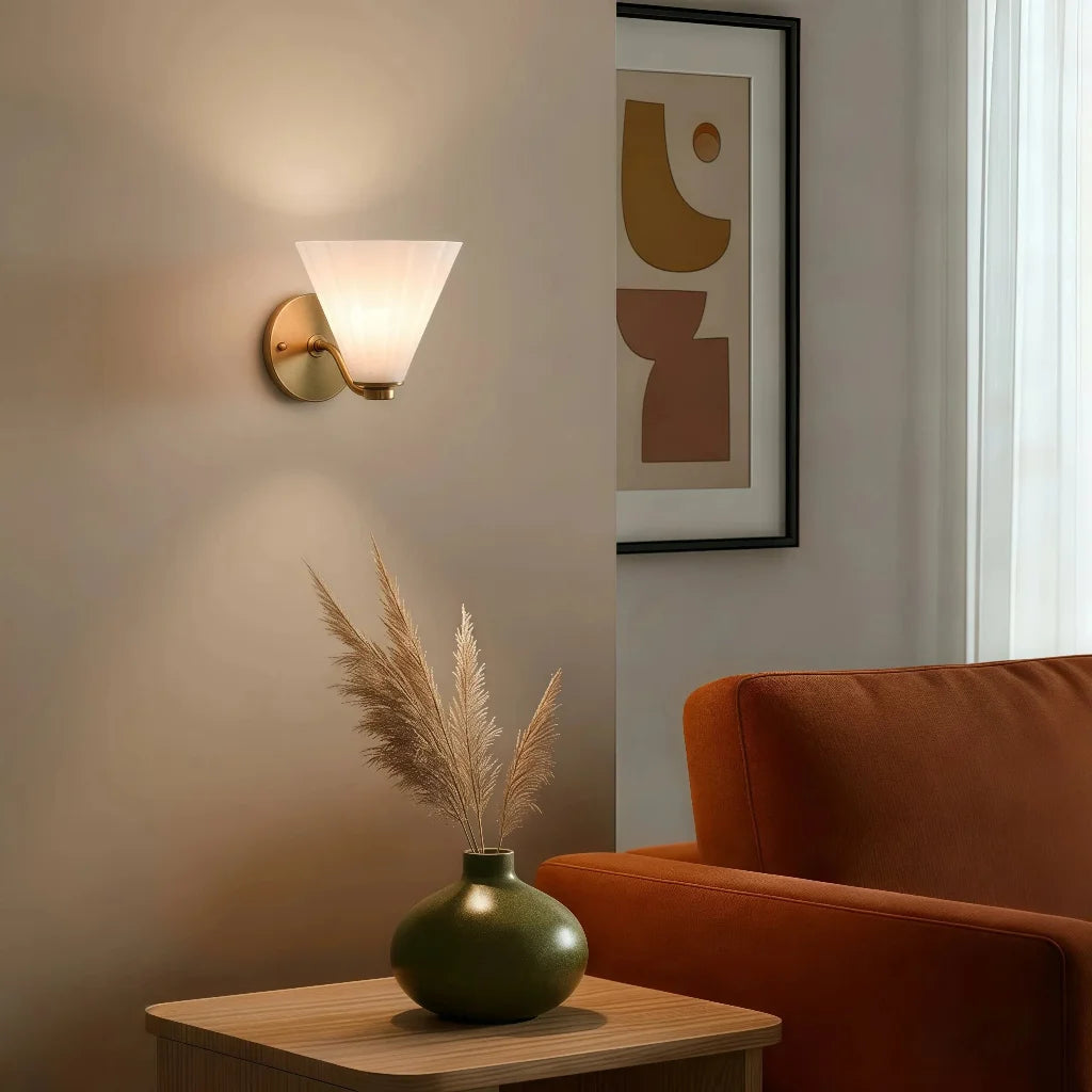 Kiro Applique da parete decorativa svasata in vetro ondulato moderno