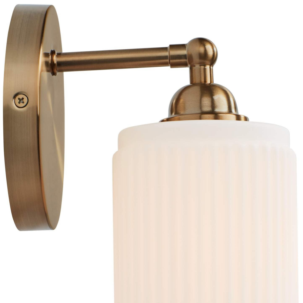 Applique da parete in vetro con coste in ottone vintage Amelia4.webp__PID:8efdc754-da63-45ef-aa7d-345223510737