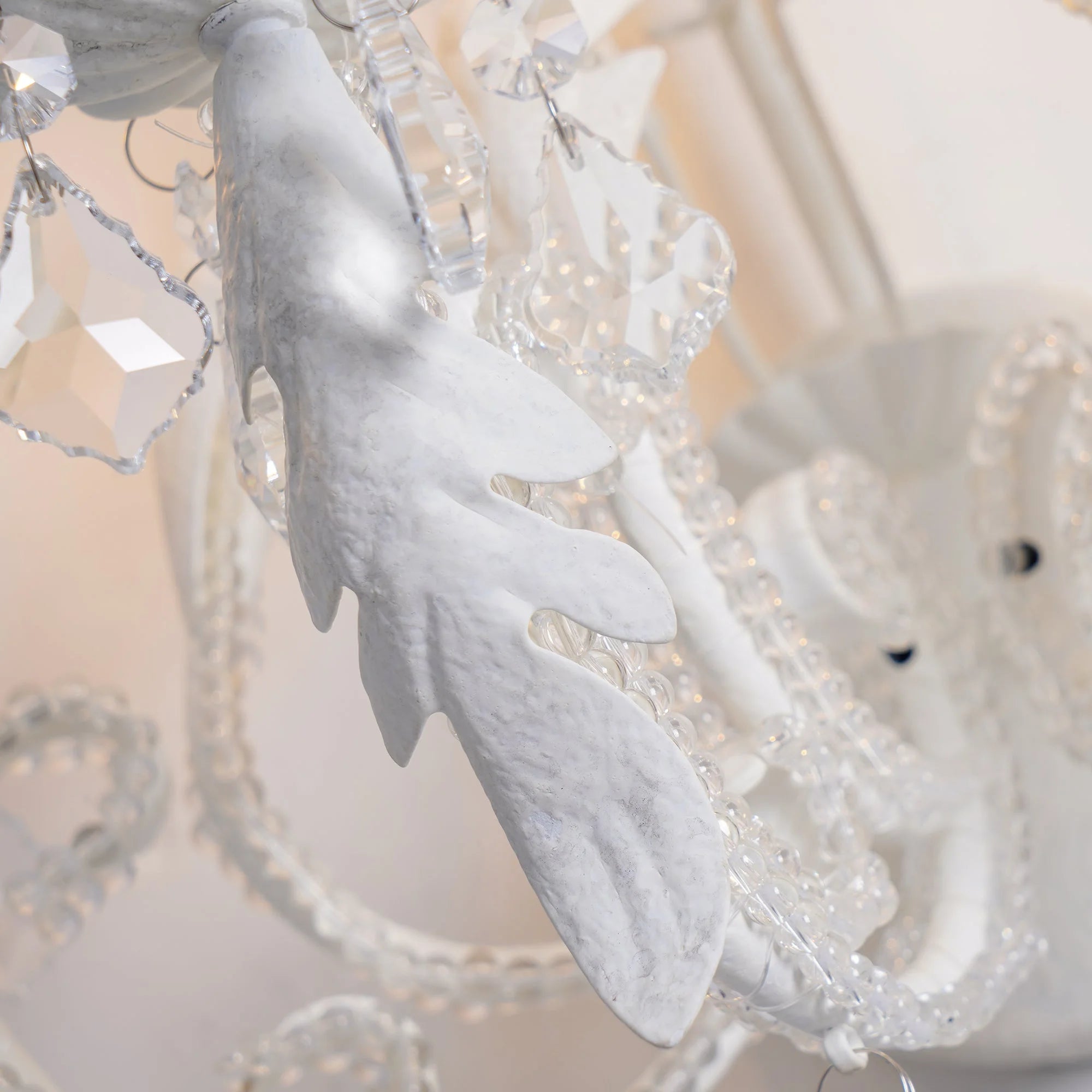 Lucinda Crystal Floral Candlestick Wall Lamp (14).webp__PID:c11b923a-0da9-404e-9584-5f3b447d2388