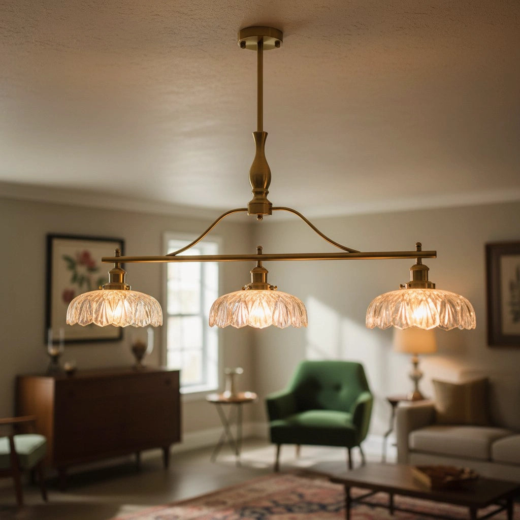 Lampadario a 3 luci Rowan in vetro testurizzato vintage1.webp__PID:6d1840d6-d3df-471a-9cb5-0ae51a643bbb