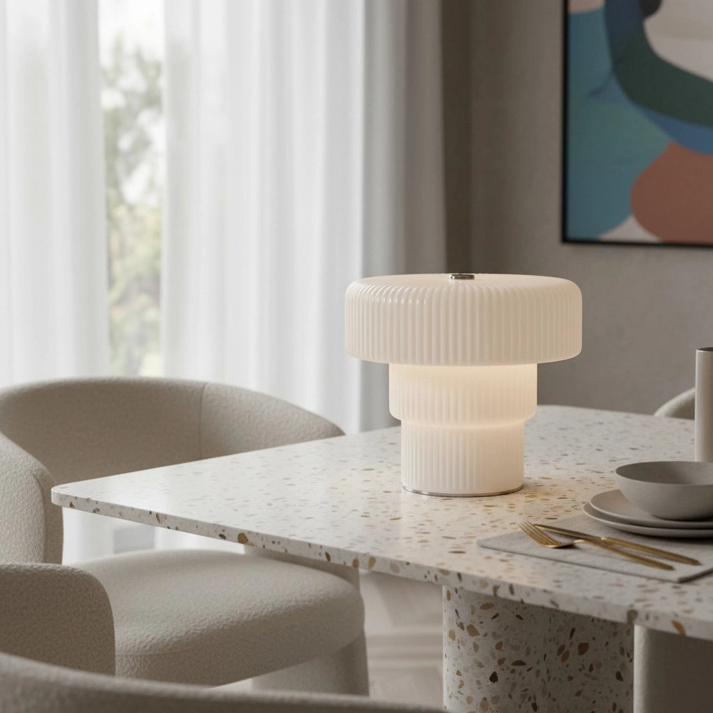 Lampe de table portable minimaliste en verre soufflé Cora10.webp__PID:bdd3b39f-1430-42d7-91ab-fa264818cb5d