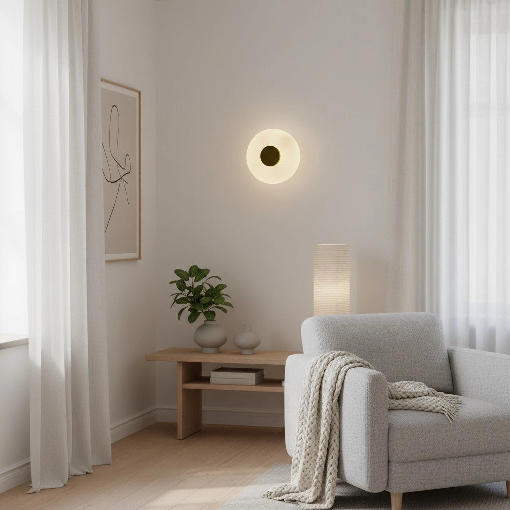 Lampada da parete in vetro rotonda minimalista Vorell13.webp__PID:db74f36c-95ef-4023-8c11-f3fb97a882b0