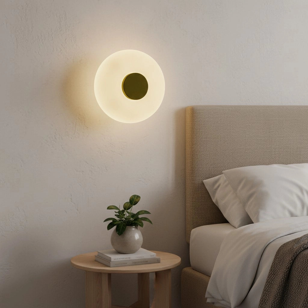 Lampada da parete in vetro rotonda minimalista Vorell11.webp__PID:3700b97e-ec6c-4bc4-b516-3c4a9a80256f