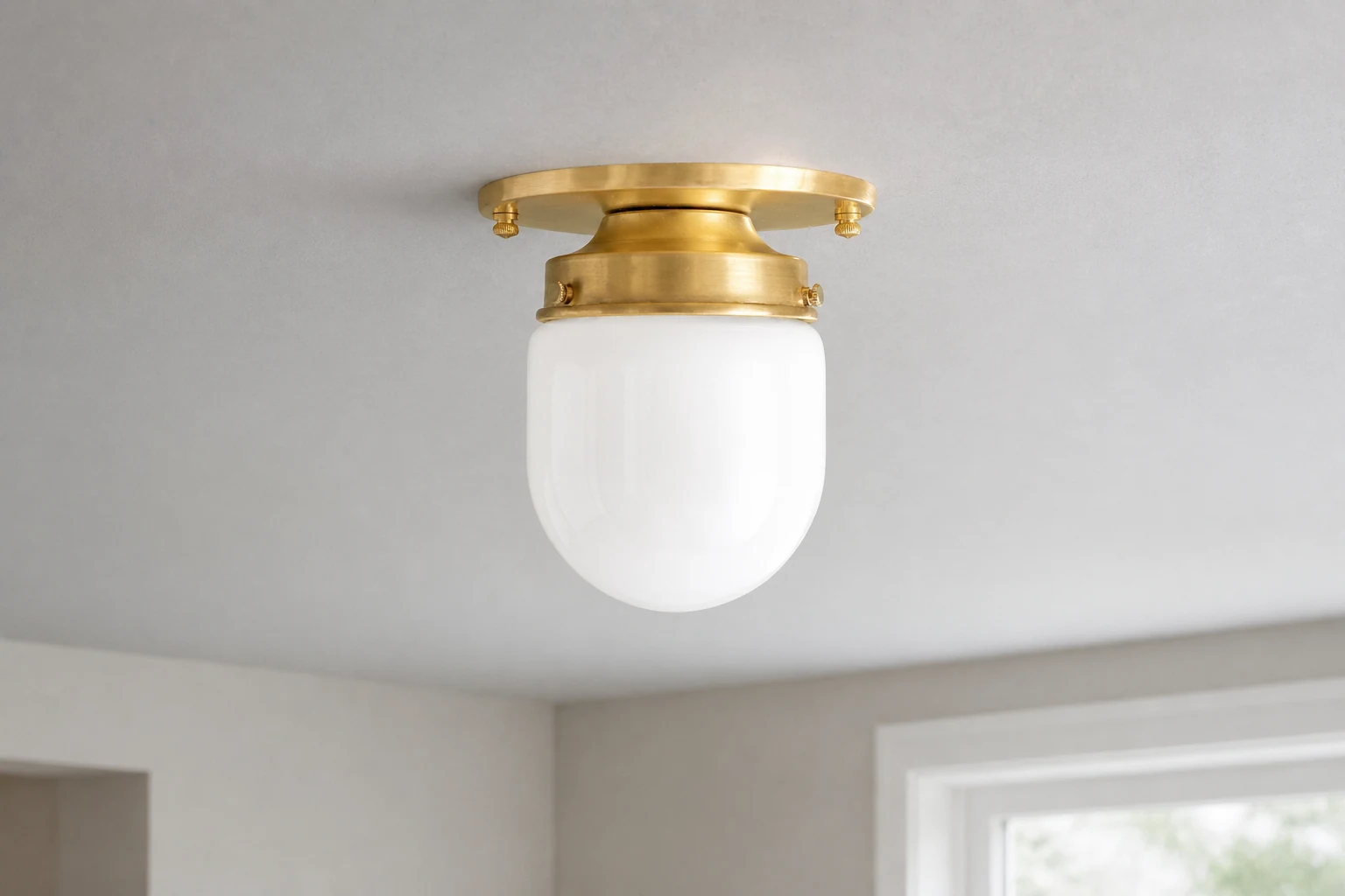 Lámpara de techo modelo 9535 utilizada como plafón compacto en una habitación.